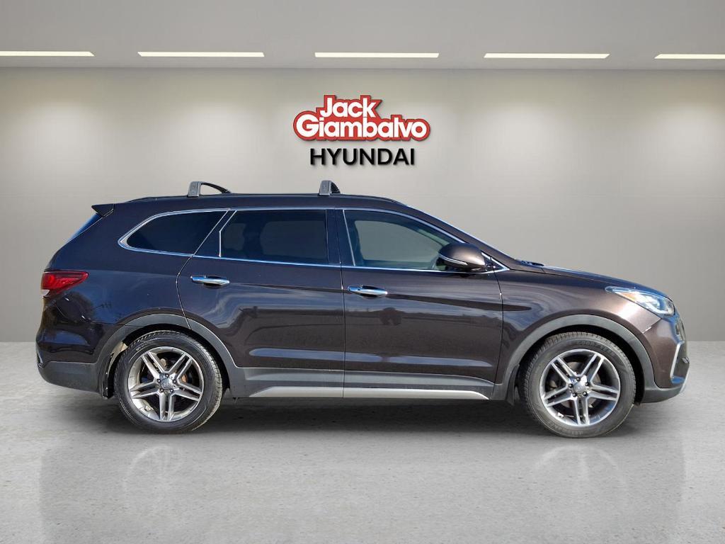 used 2018 Hyundai Santa Fe car, priced at $19,598