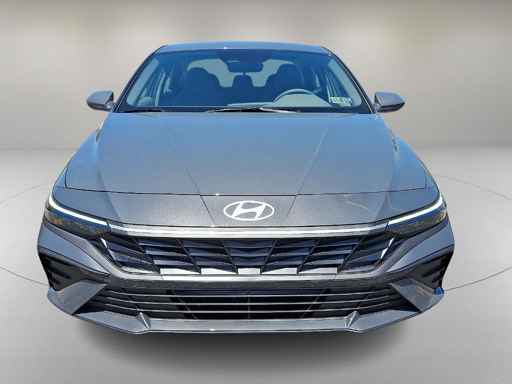 new 2025 Hyundai Elantra car, priced at $22,781