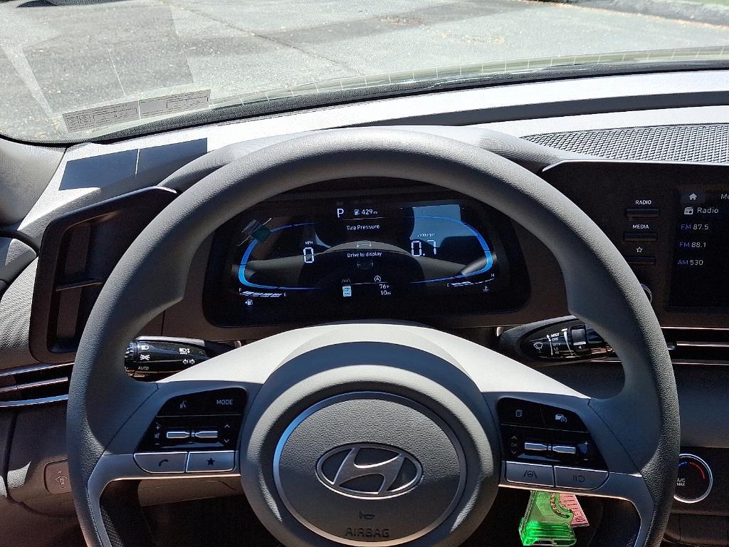 new 2025 Hyundai Elantra car, priced at $22,781