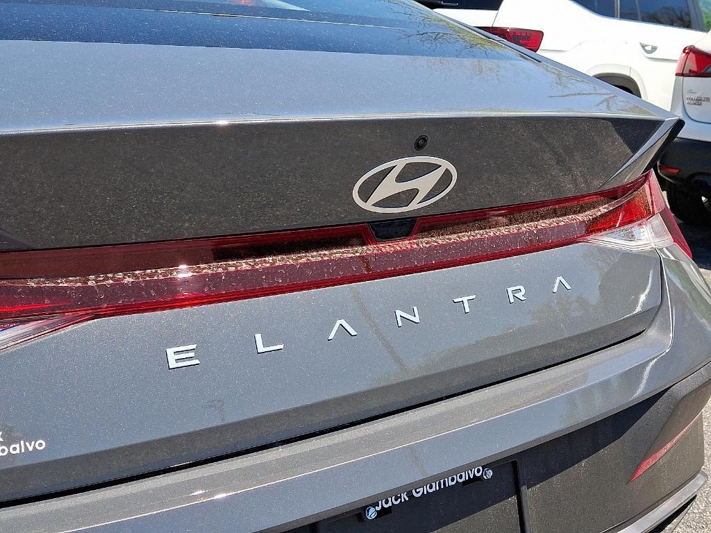 new 2025 Hyundai Elantra car, priced at $22,781