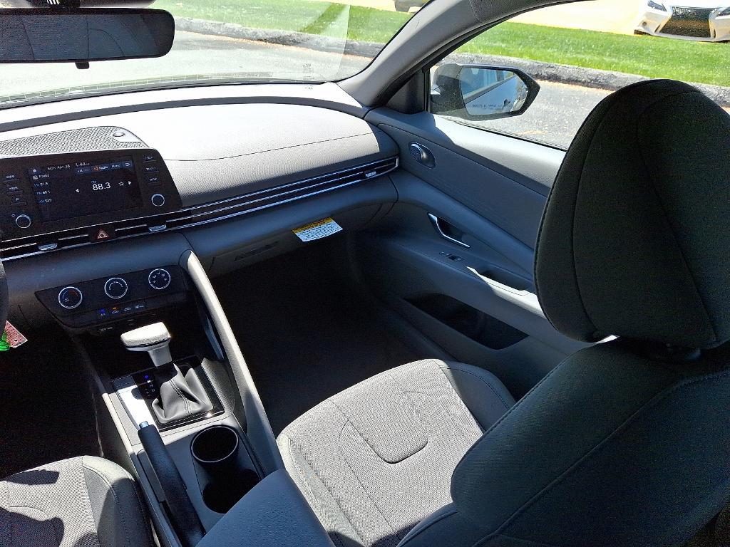 new 2025 Hyundai Elantra car, priced at $22,781