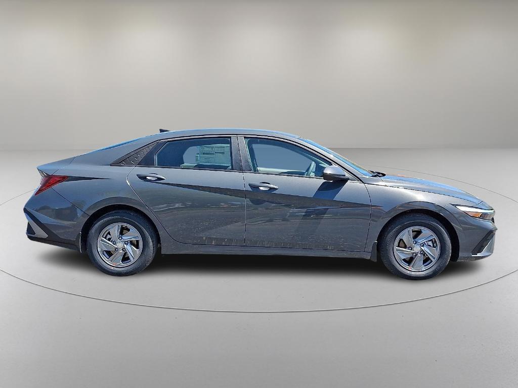 new 2025 Hyundai Elantra car, priced at $22,781