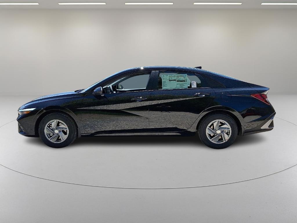 new 2025 Hyundai Elantra car, priced at $22,781