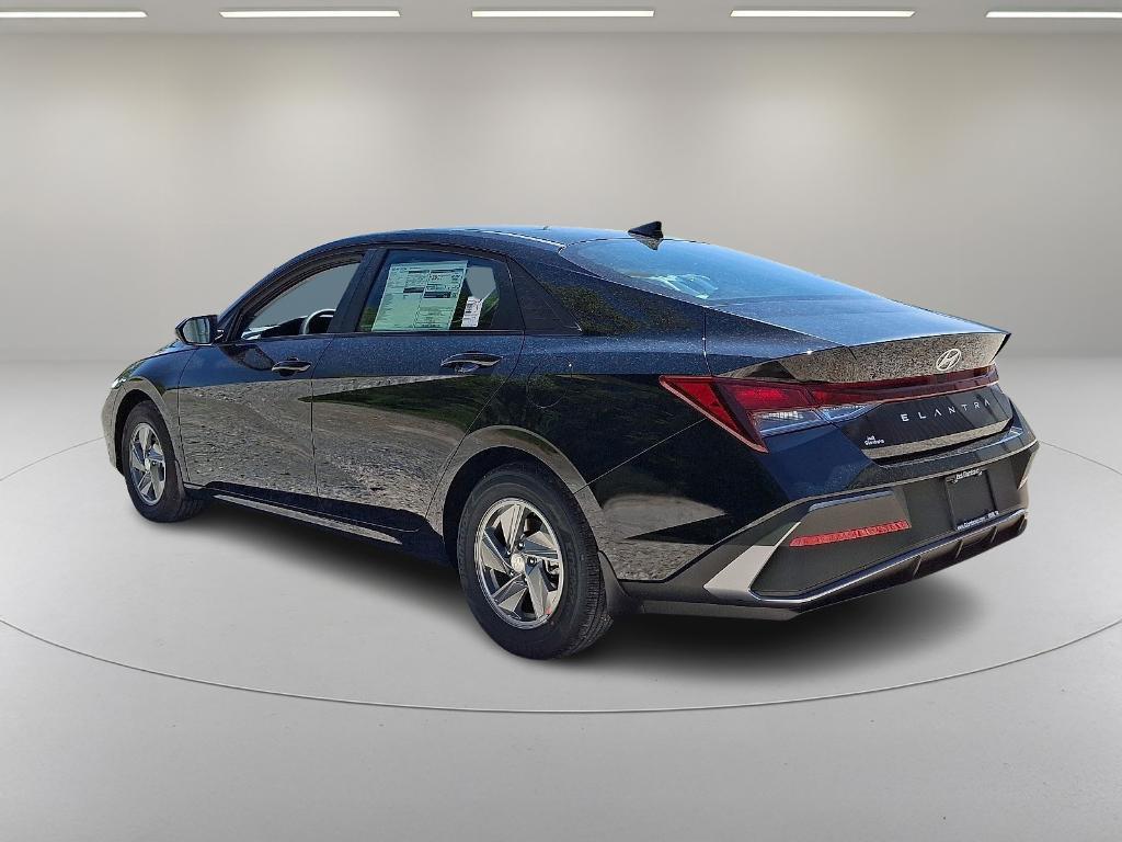new 2025 Hyundai Elantra car, priced at $22,781