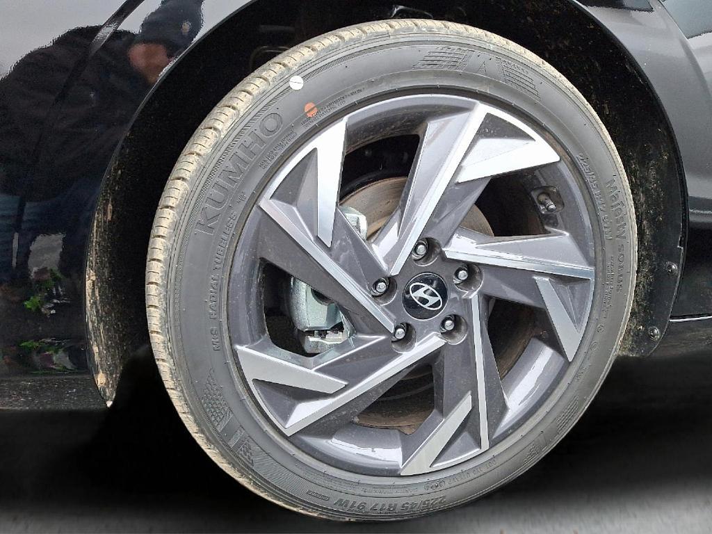new 2025 Hyundai Elantra car, priced at $23,315