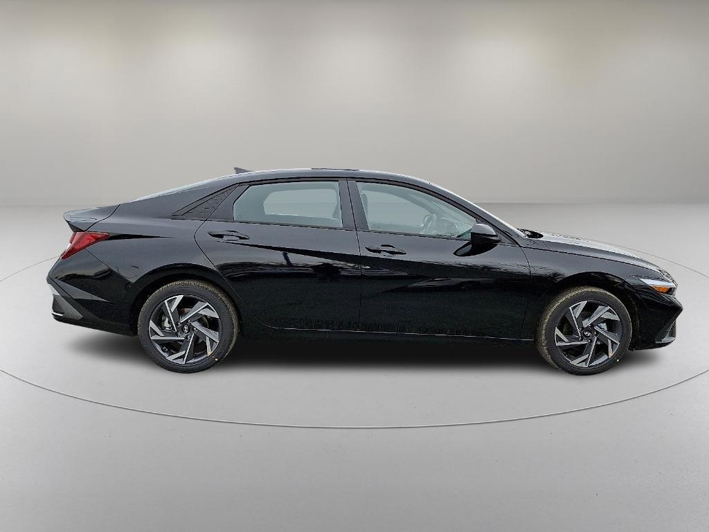 new 2025 Hyundai Elantra car, priced at $20,815