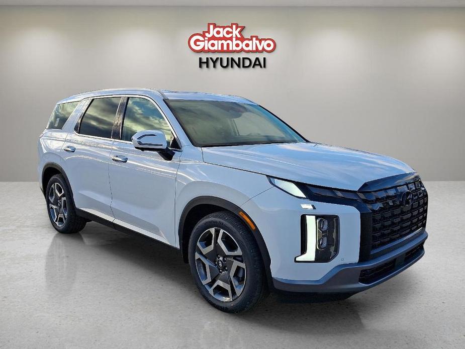 new 2025 Hyundai Palisade car, priced at $47,566