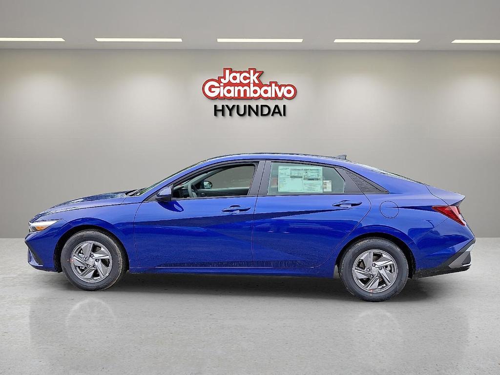 new 2025 Hyundai Elantra car, priced at $22,300