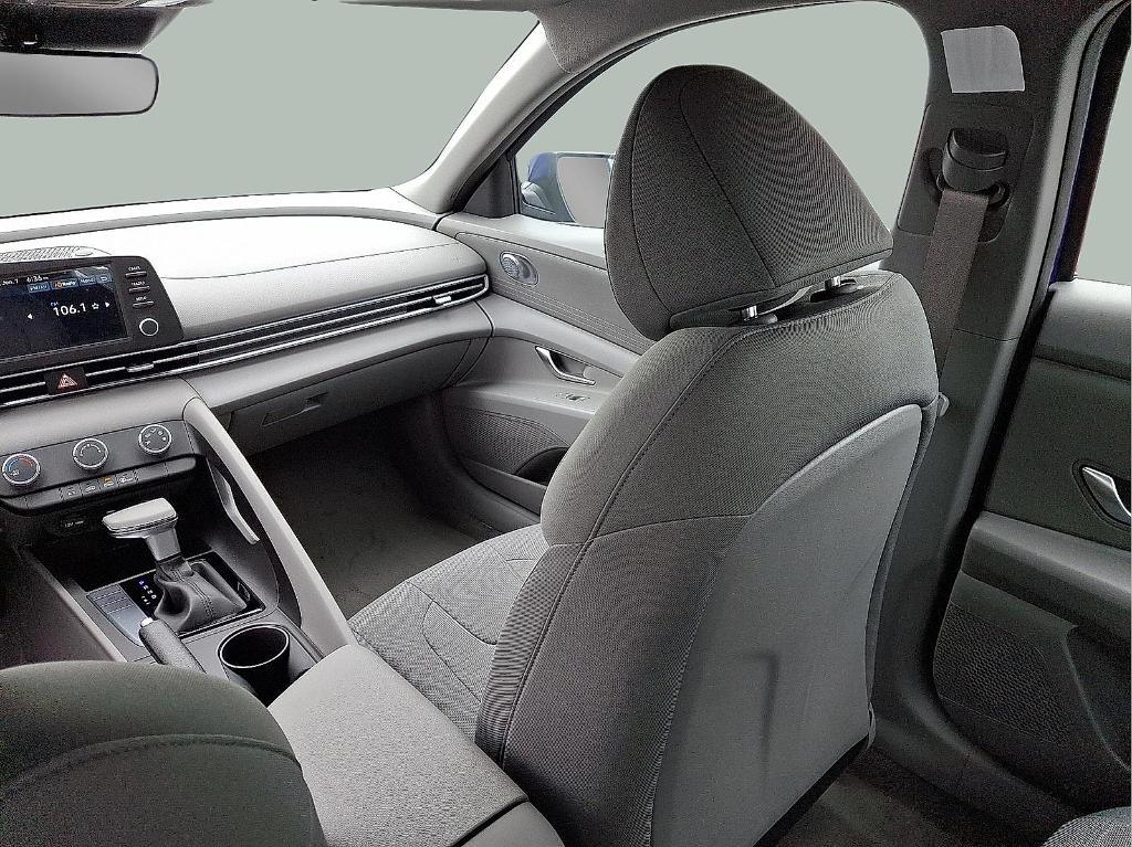 new 2025 Hyundai Elantra car, priced at $22,300
