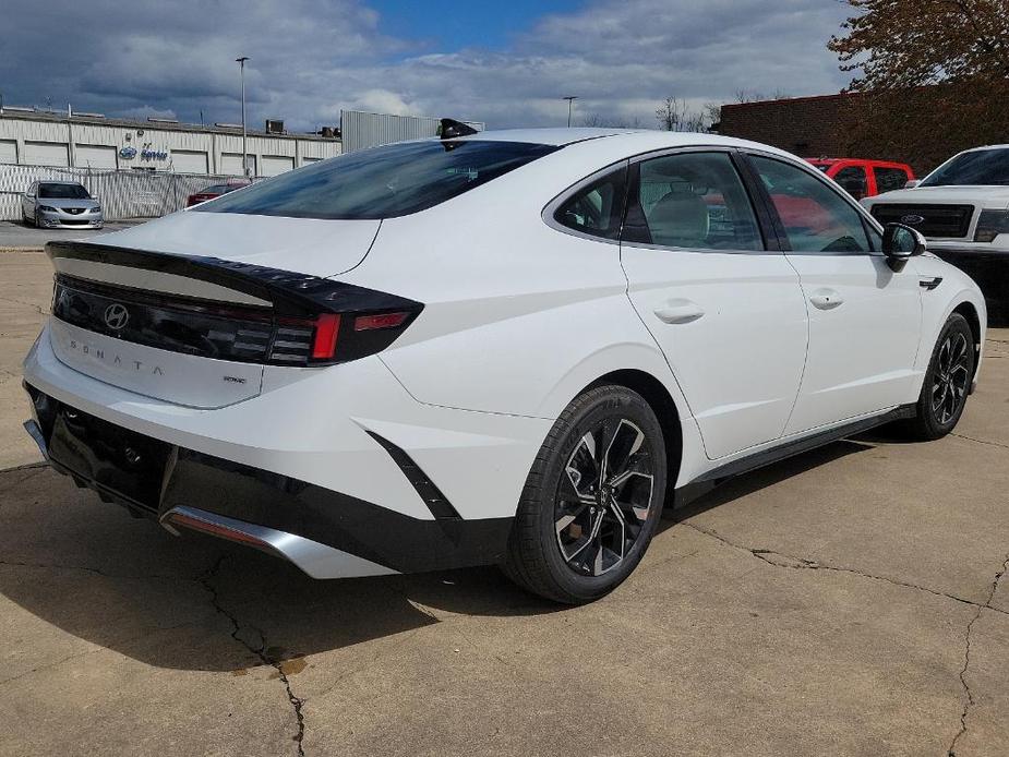 new 2024 Hyundai Sonata car, priced at $30,152