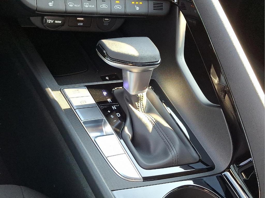 new 2025 Hyundai Elantra car, priced at $25,360