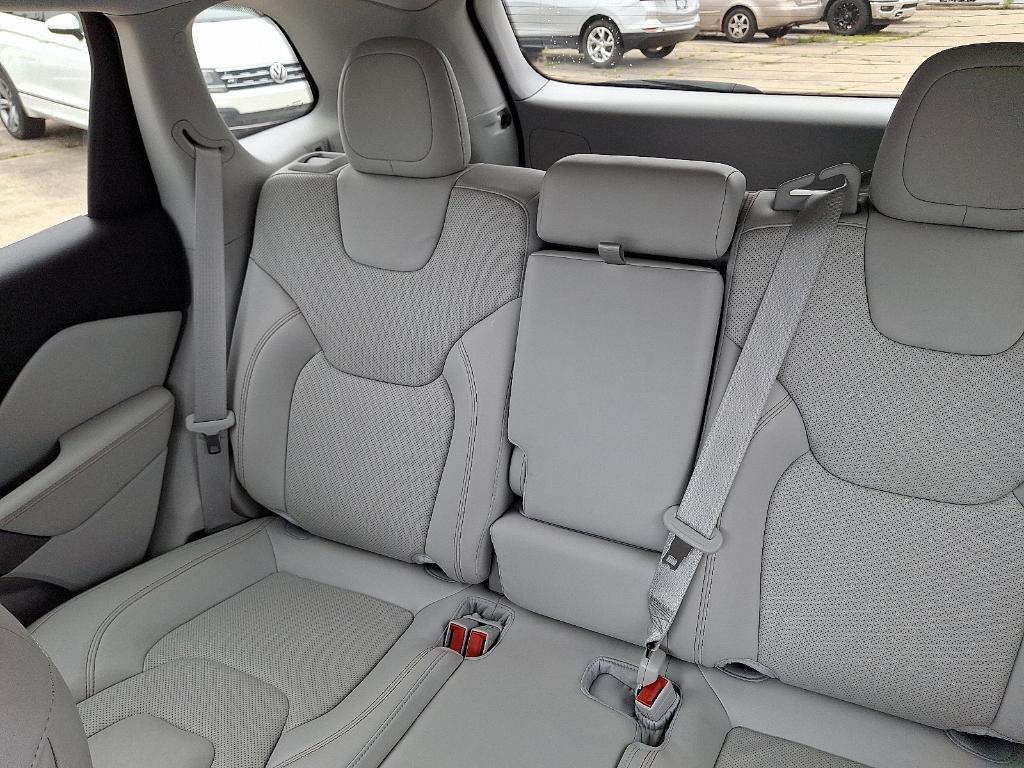 used 2020 Jeep Cherokee car, priced at $22,990