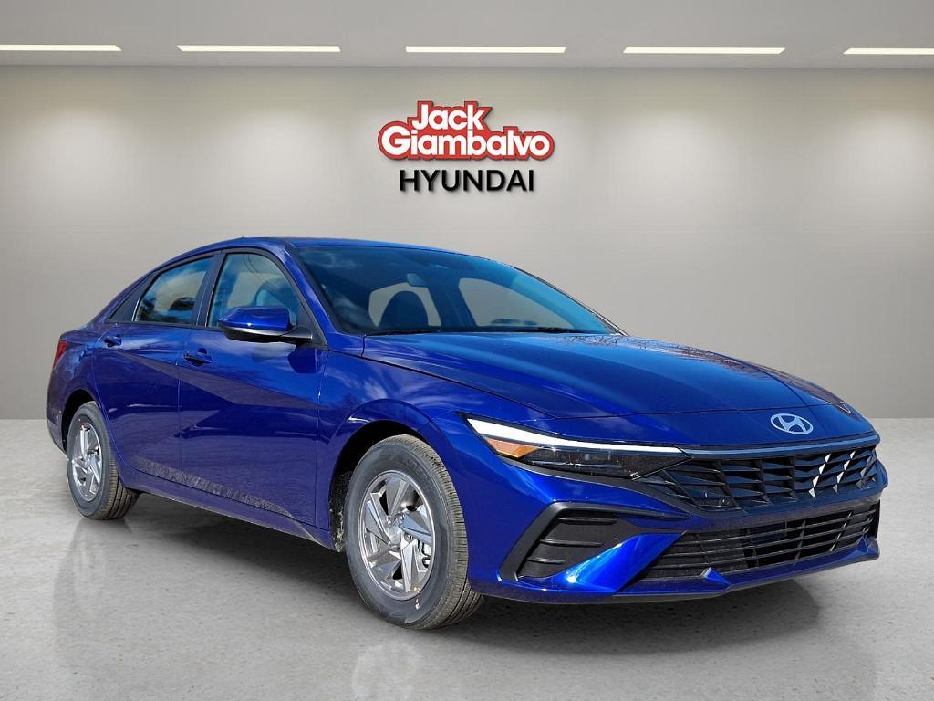 new 2025 Hyundai Elantra car, priced at $21,421