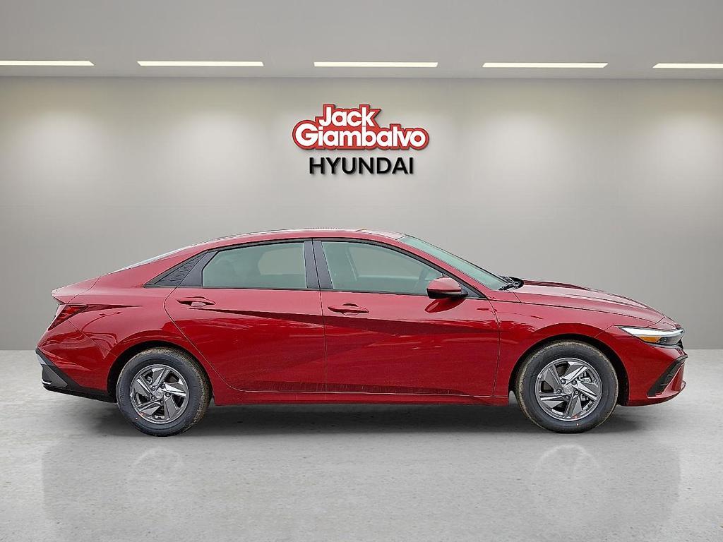 new 2025 Hyundai Elantra car, priced at $22,784