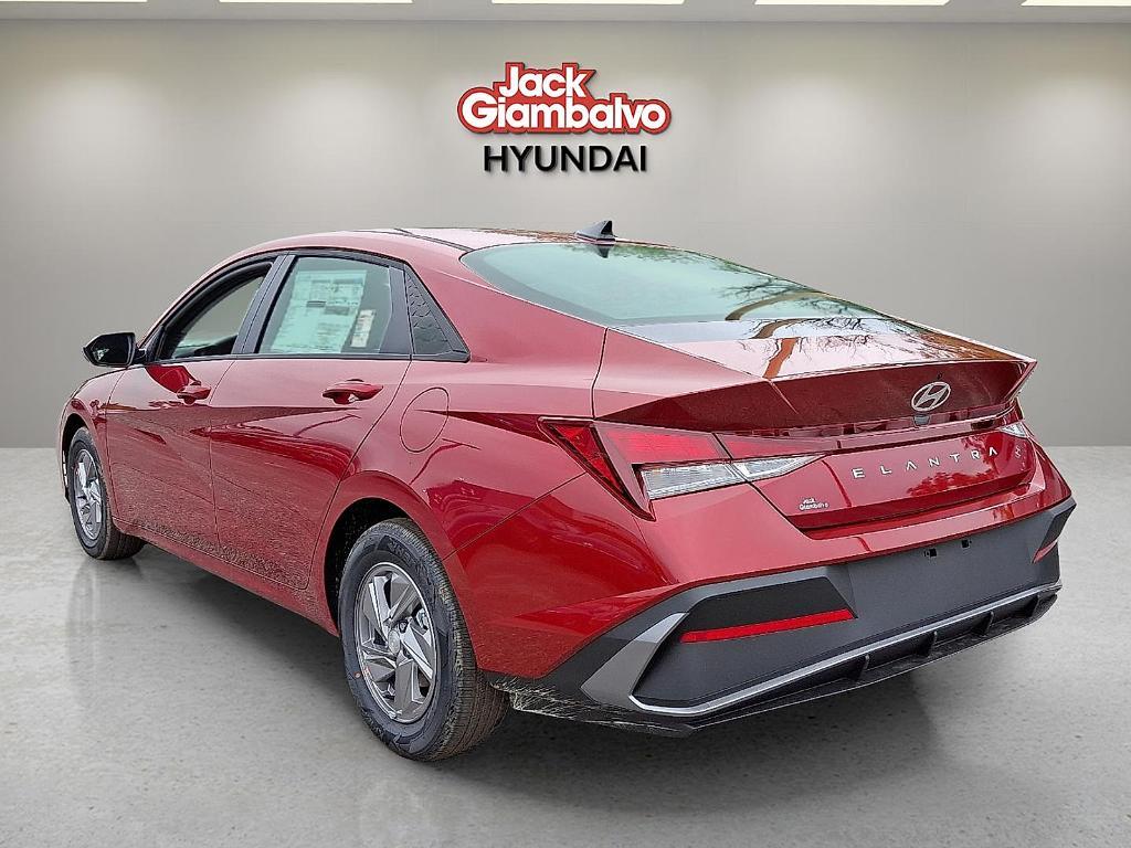 new 2025 Hyundai Elantra car, priced at $22,784