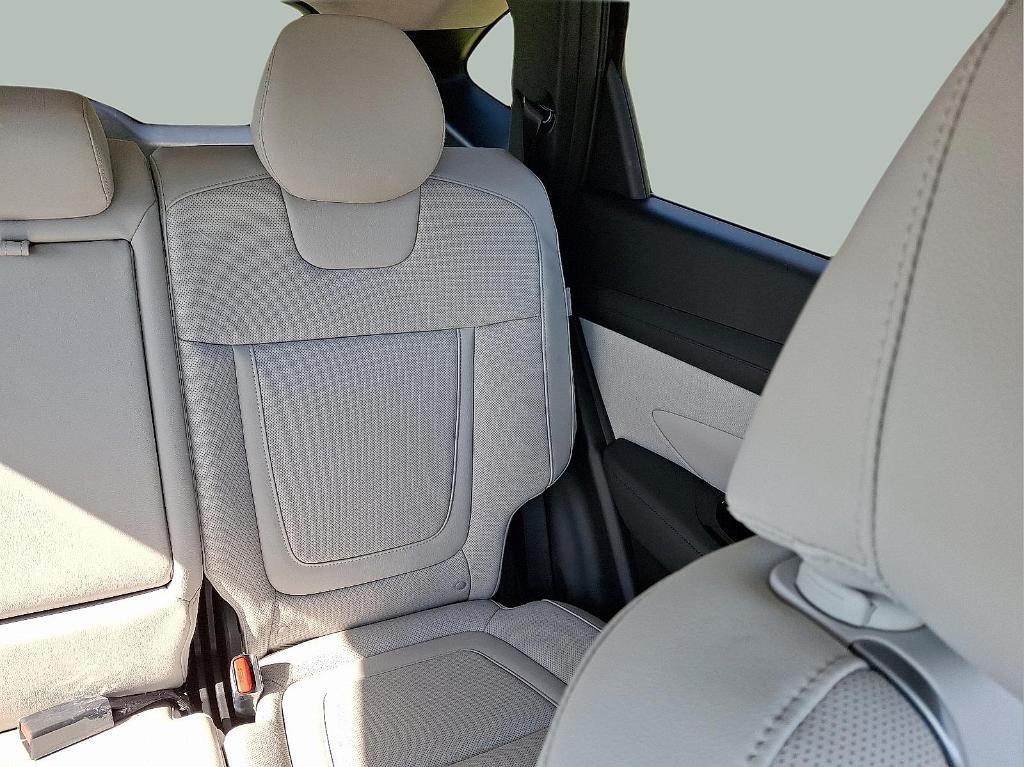 new 2025 Hyundai Tucson car, priced at $40,075