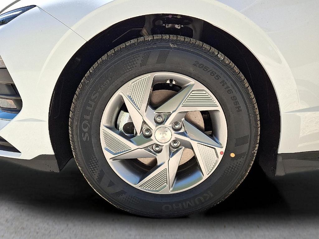new 2025 Hyundai Sonata car, priced at $28,148