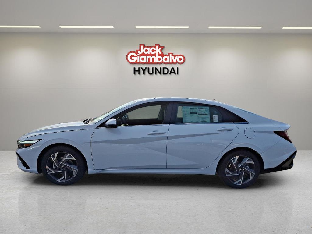 new 2025 Hyundai ELANTRA HEV car, priced at $29,318