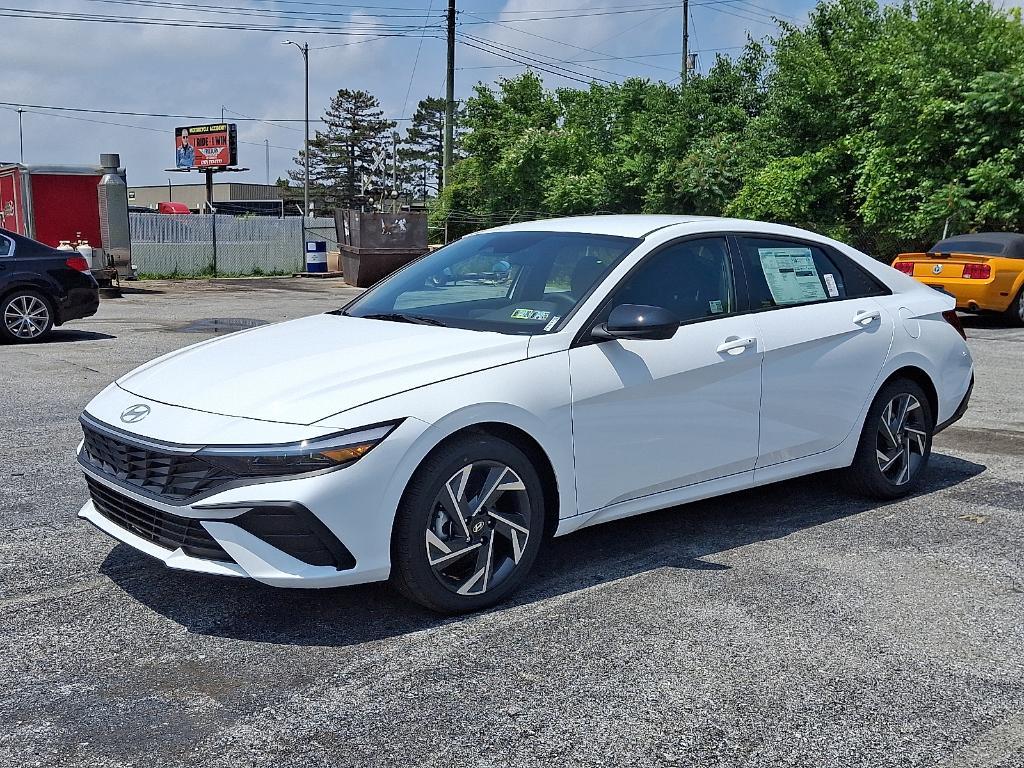new 2025 Hyundai ELANTRA HEV car, priced at $27,670