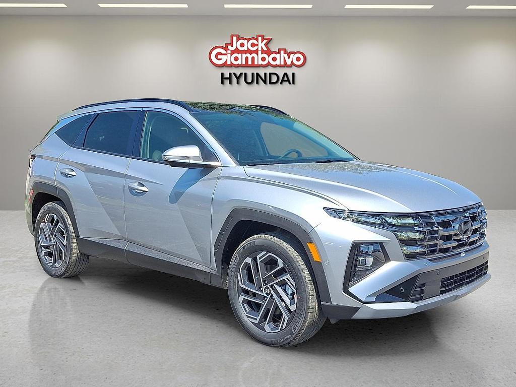 new 2025 Hyundai TUCSON Hybrid car, priced at $42,713
