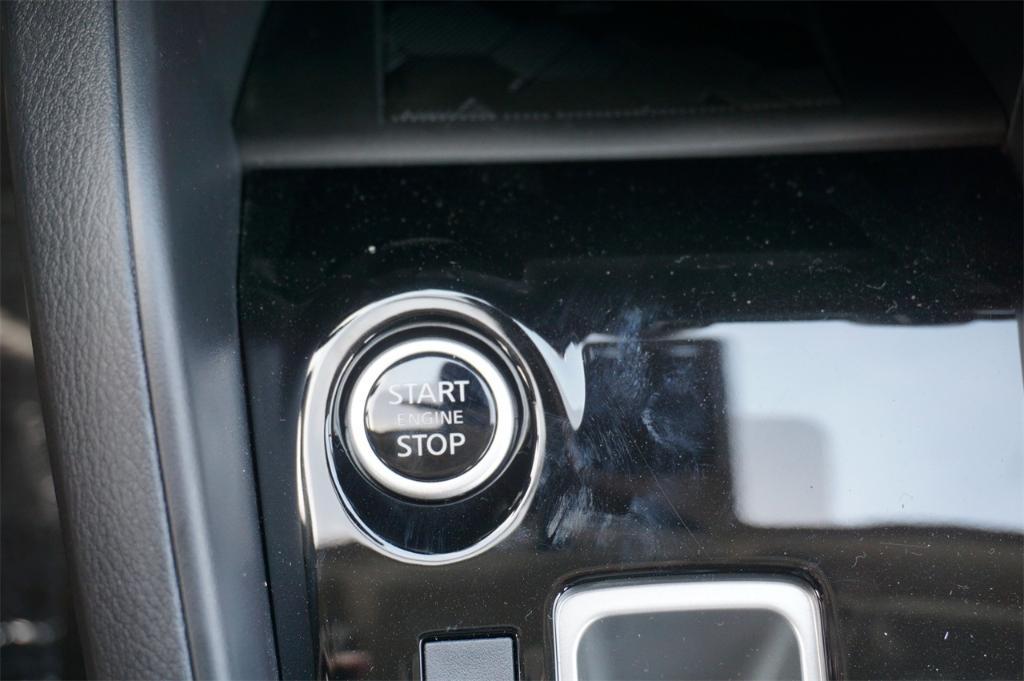 new 2025 Nissan Versa car, priced at $21,750