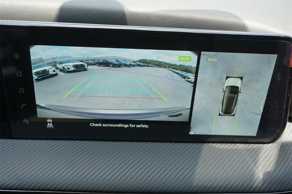 new 2025 Nissan Kicks car, priced at $26,856