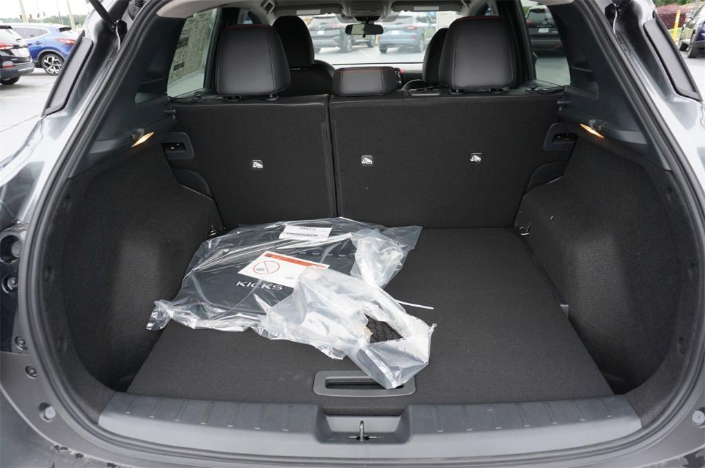 new 2025 Nissan Kicks car, priced at $27,970
