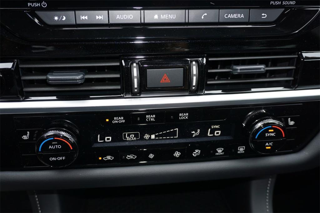 new 2025 Nissan Pathfinder car, priced at $38,191