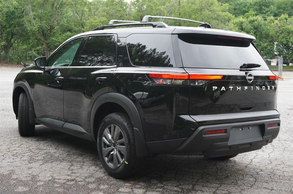 new 2025 Nissan Pathfinder car, priced at $38,191