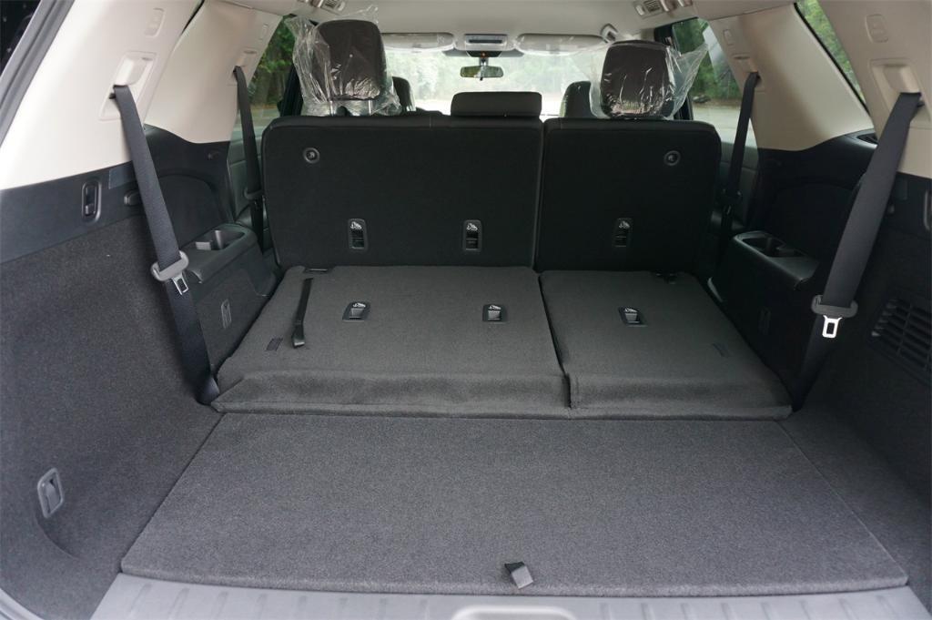 new 2025 Nissan Pathfinder car, priced at $38,191