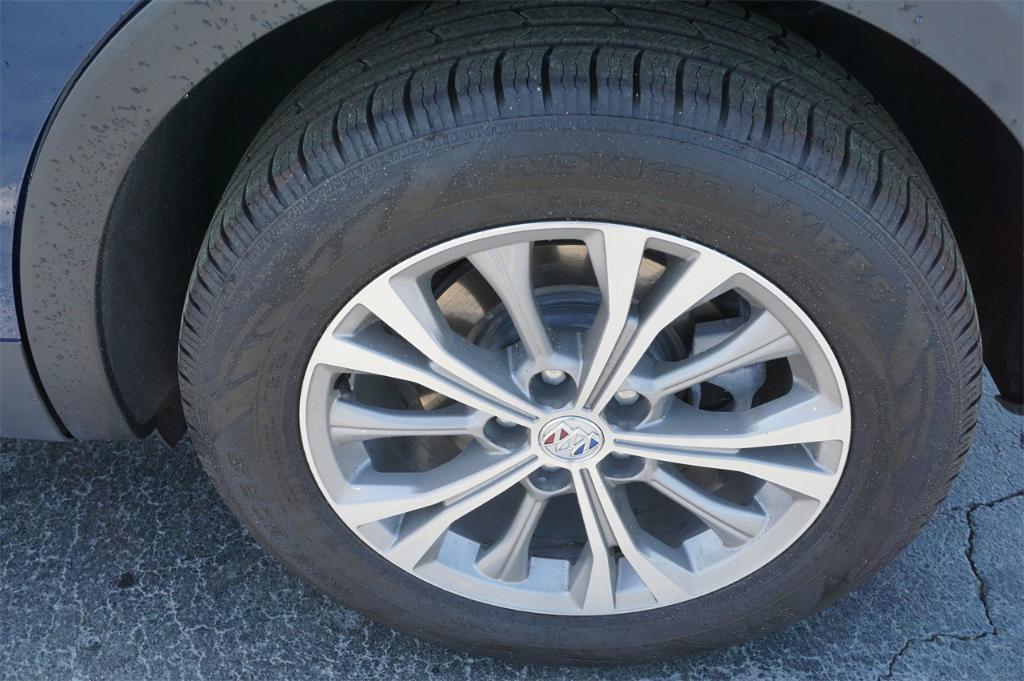 used 2023 Buick Envision car, priced at $23,900