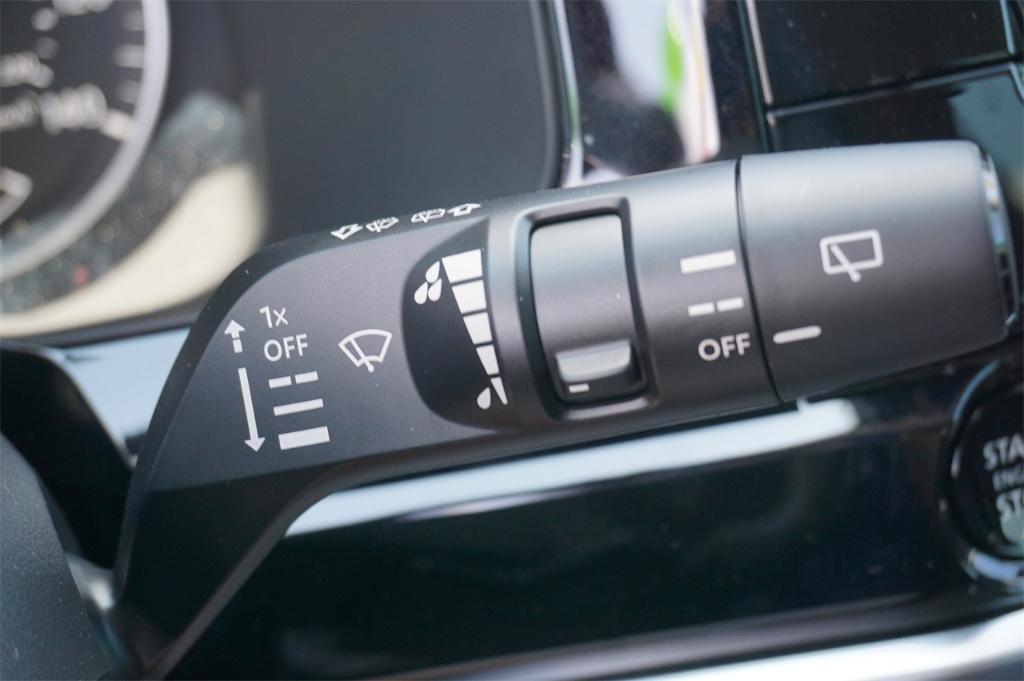 new 2025 Nissan Pathfinder car, priced at $38,209