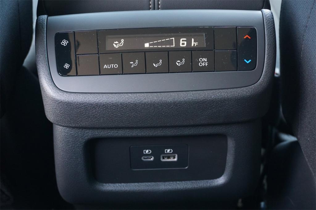 new 2025 Nissan Pathfinder car, priced at $38,209