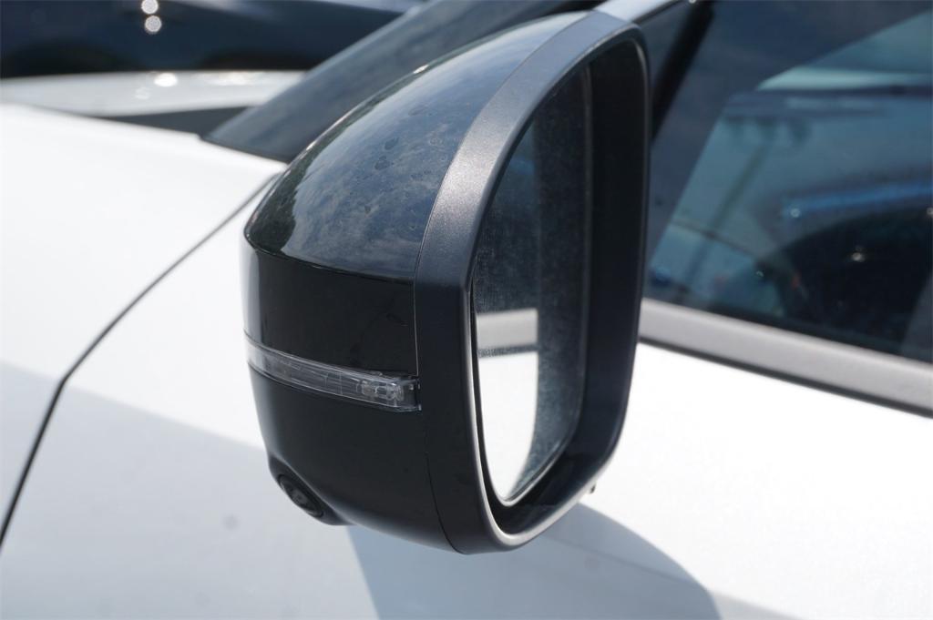 new 2025 Nissan Kicks car, priced at $28,770