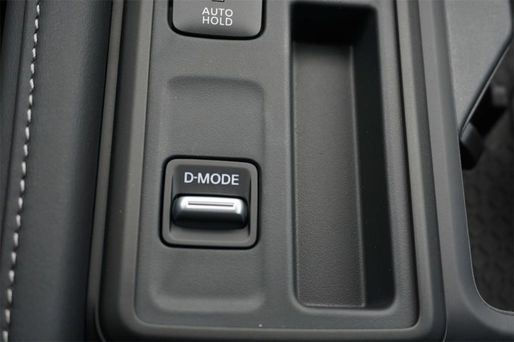new 2025 Nissan Pathfinder car, priced at $35,128