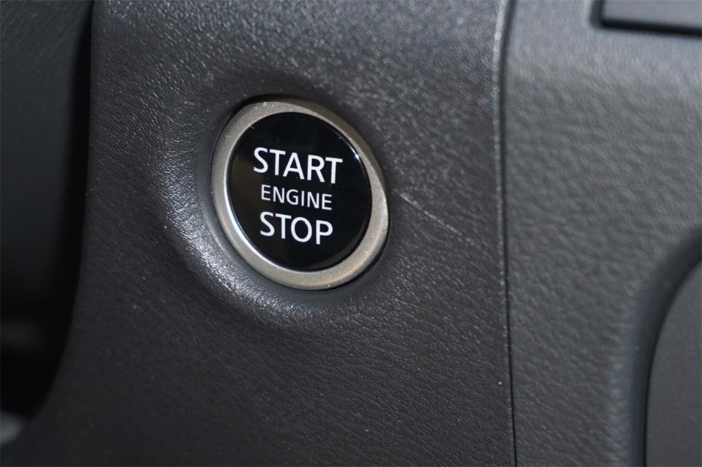 new 2025 Nissan Frontier car, priced at $38,566