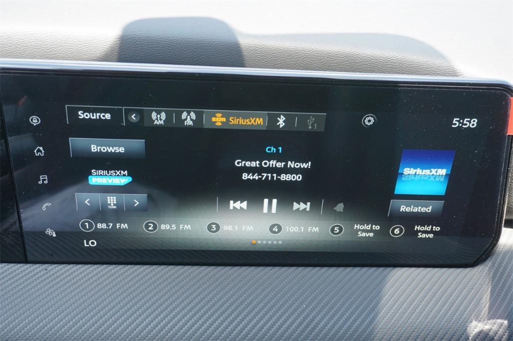 new 2025 Nissan Kicks car, priced at $27,552