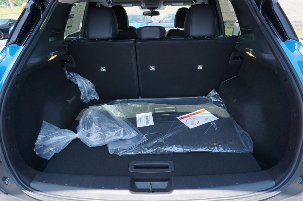 new 2025 Nissan Kicks car, priced at $27,552