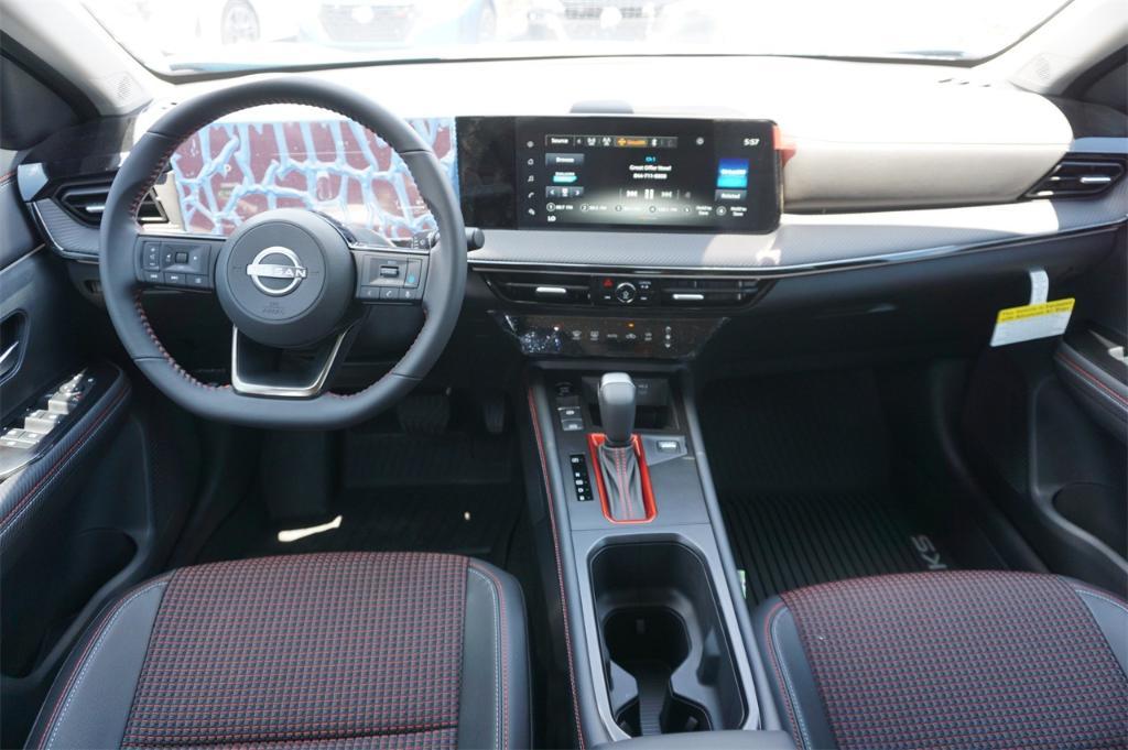 new 2025 Nissan Kicks car, priced at $27,552