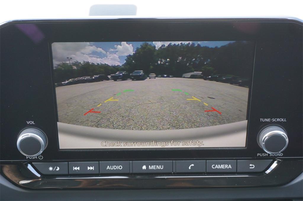 new 2025 Nissan Pathfinder car, priced at $34,935