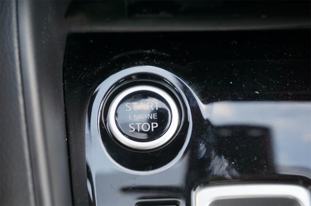 new 2025 Nissan Versa car, priced at $21,931