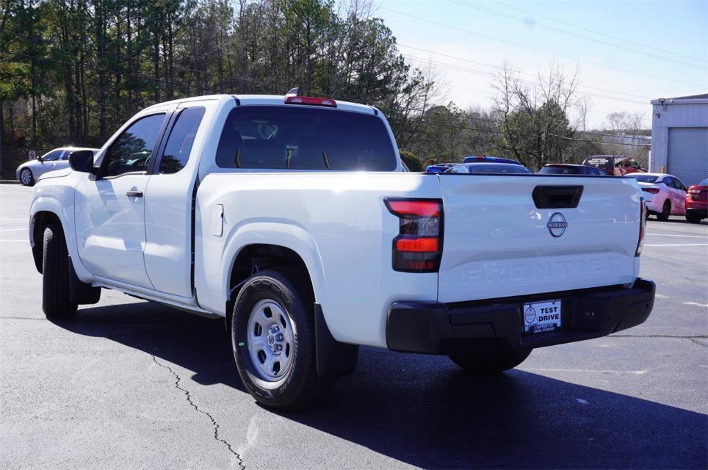 new 2025 Nissan Frontier car, priced at $31,294