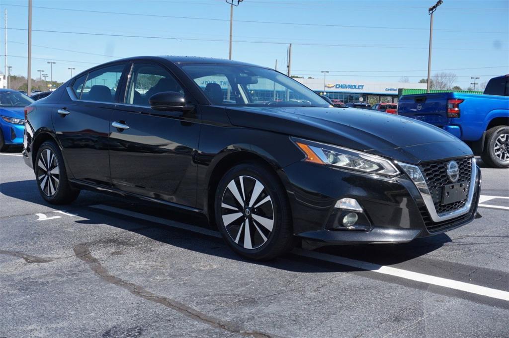 used 2022 Nissan Altima car, priced at $20,600