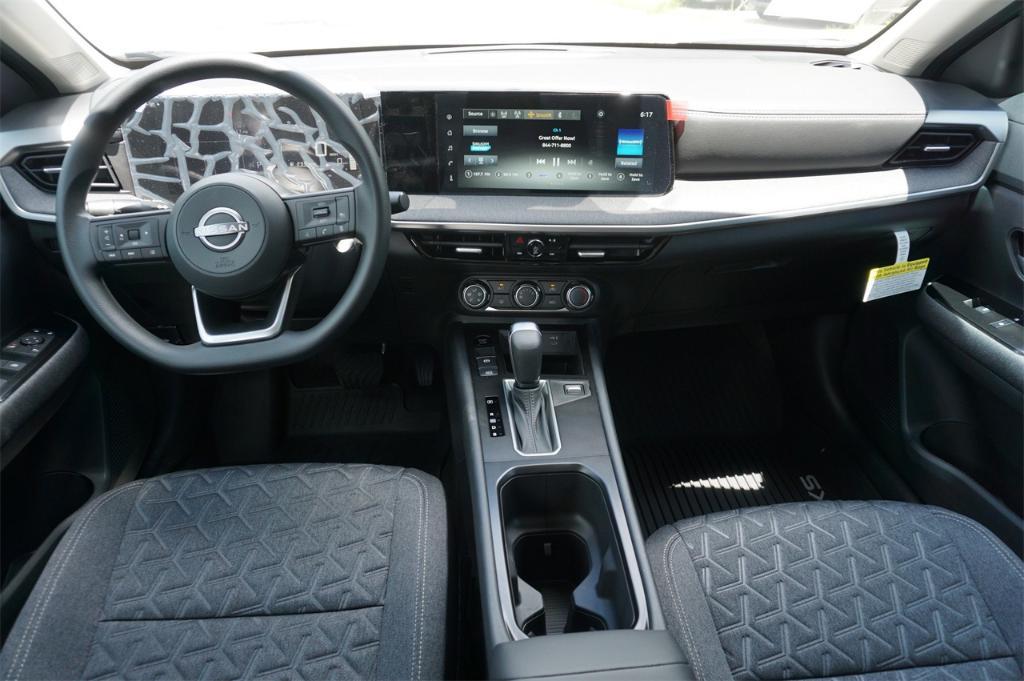new 2025 Nissan Kicks car, priced at $24,510