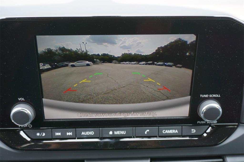 new 2025 Nissan Pathfinder car, priced at $34,935