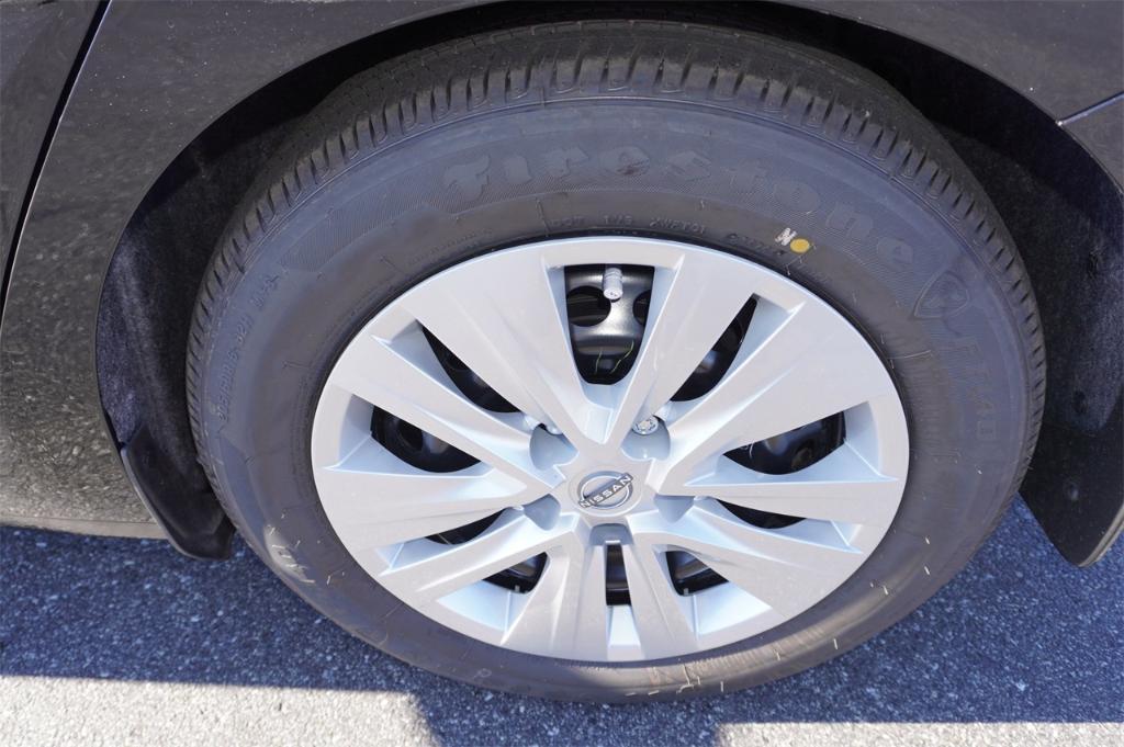 new 2025 Nissan Sentra car, priced at $21,234