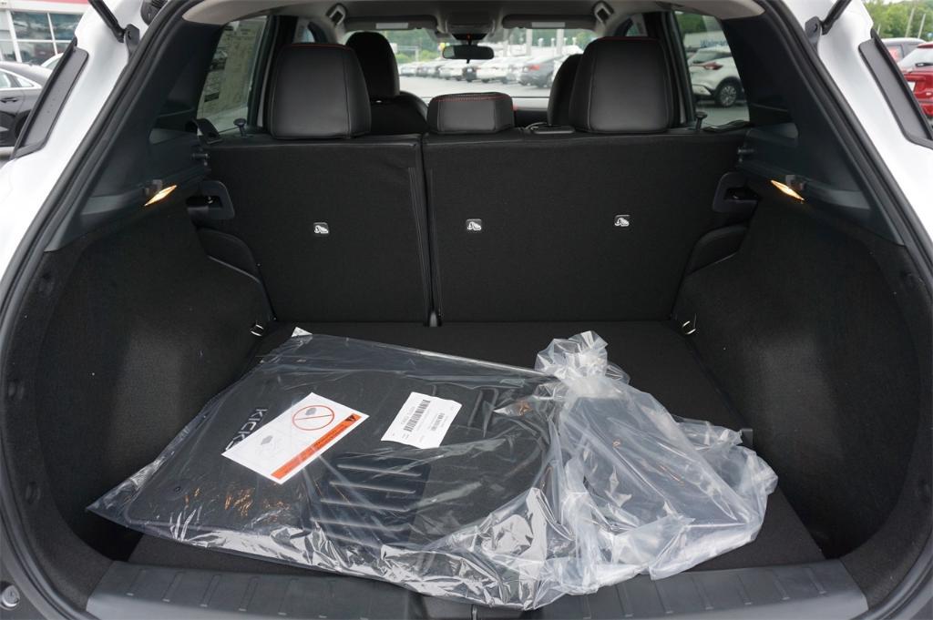 new 2025 Nissan Kicks car, priced at $27,700