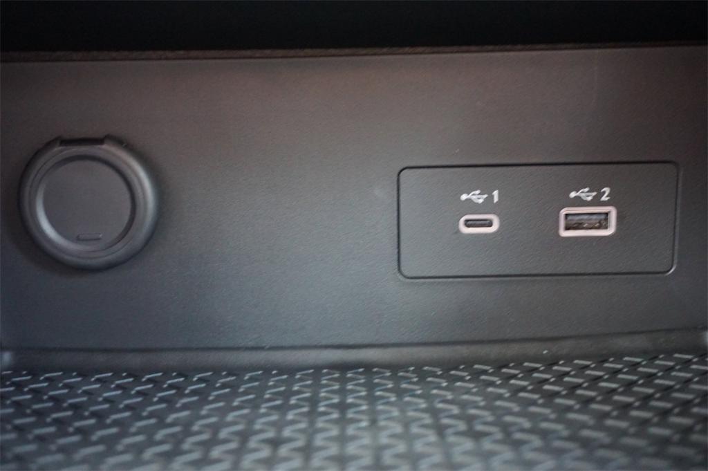 new 2025 Nissan Pathfinder car, priced at $35,077