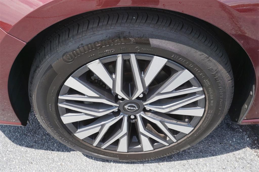 used 2023 Nissan Altima car, priced at $18,639