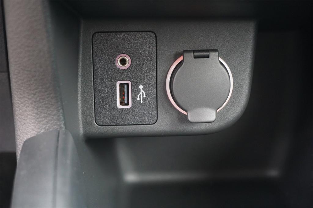 new 2025 Nissan Kicks Play car, priced at $22,431